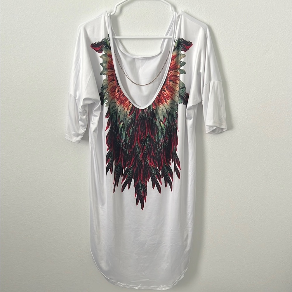 White Red Graphic 3/4 Sleeve Backless Tee